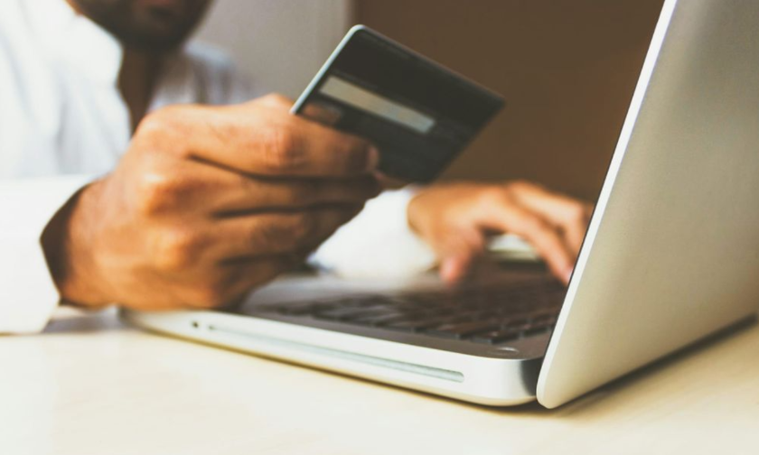 Выплаты Ozon Seller в 2026 году: как устроены, когда приходят и как вывести деньги на расчётный счёт