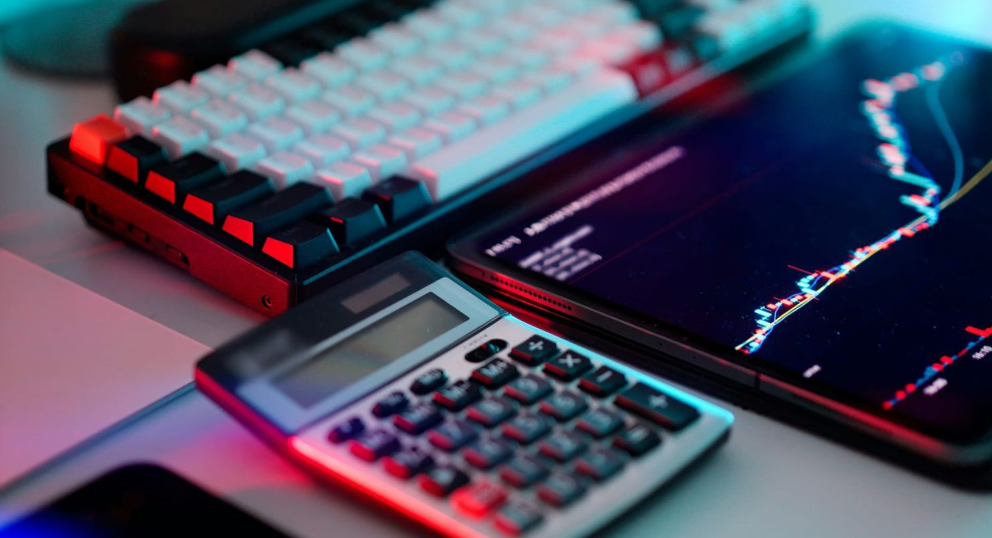 Ozon Seller: личный кабинет продавца — вход, разделы и что настроить сразу