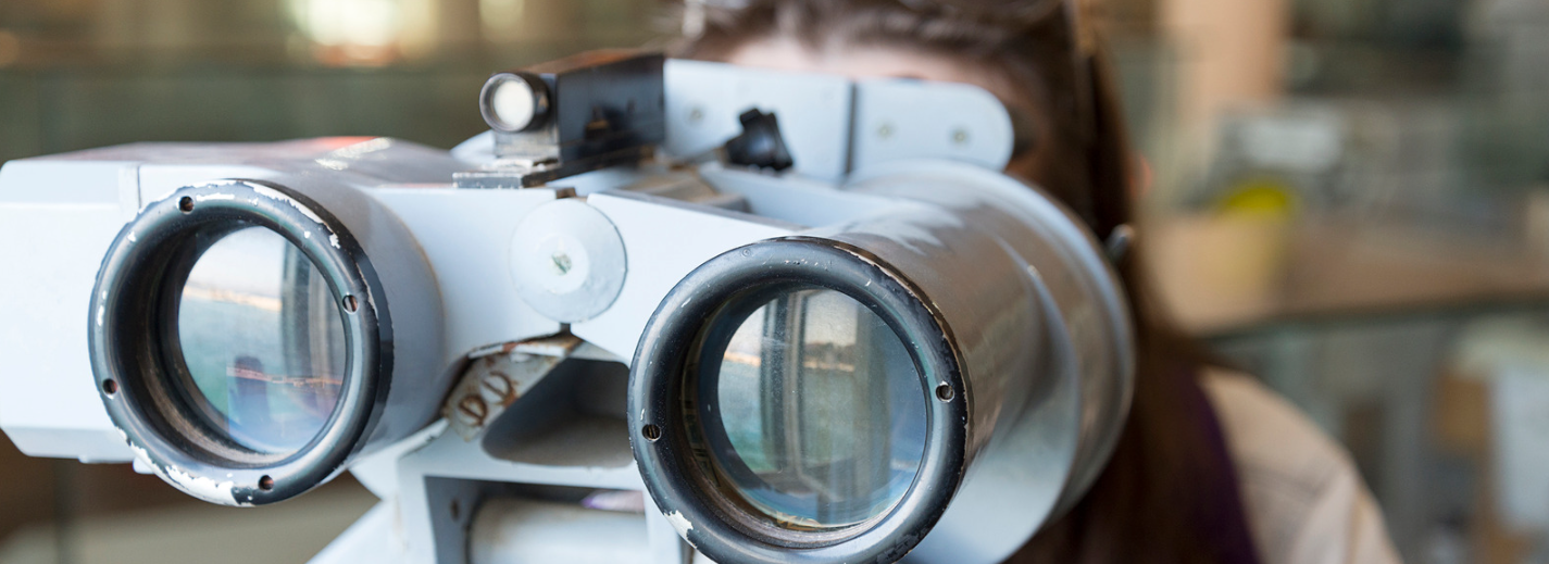 Контрактное производство и «Честный знак»: кто отвечает за коды, ввод в оборот и как сохранить контроль над маркировкой