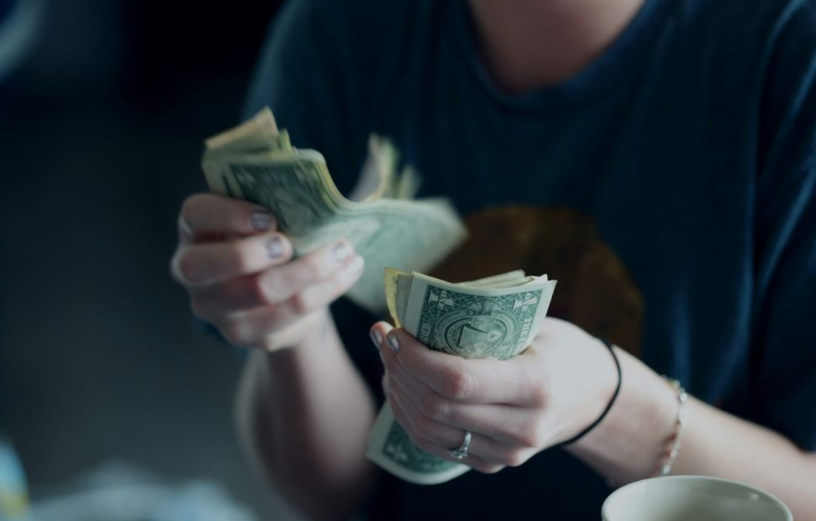 Портрет покупателя и повторные заказы: как селлеру перестать продавать “всем подряд”